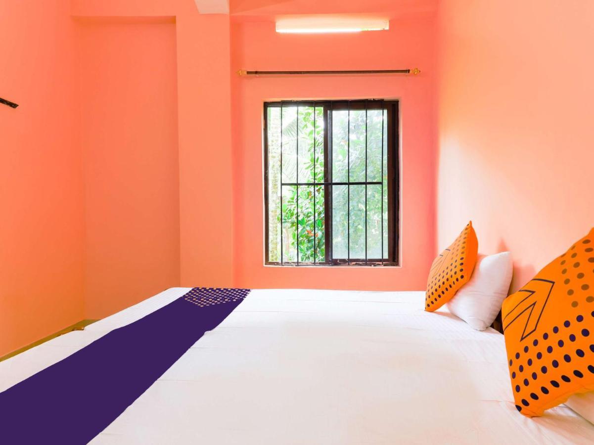 Oyo New Mubarak Tourist Home Panmana エクステリア 写真